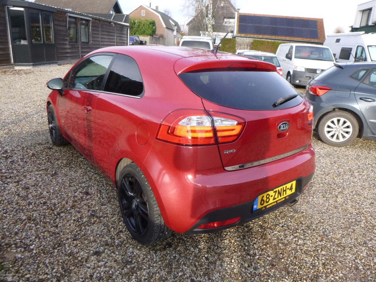 Kia