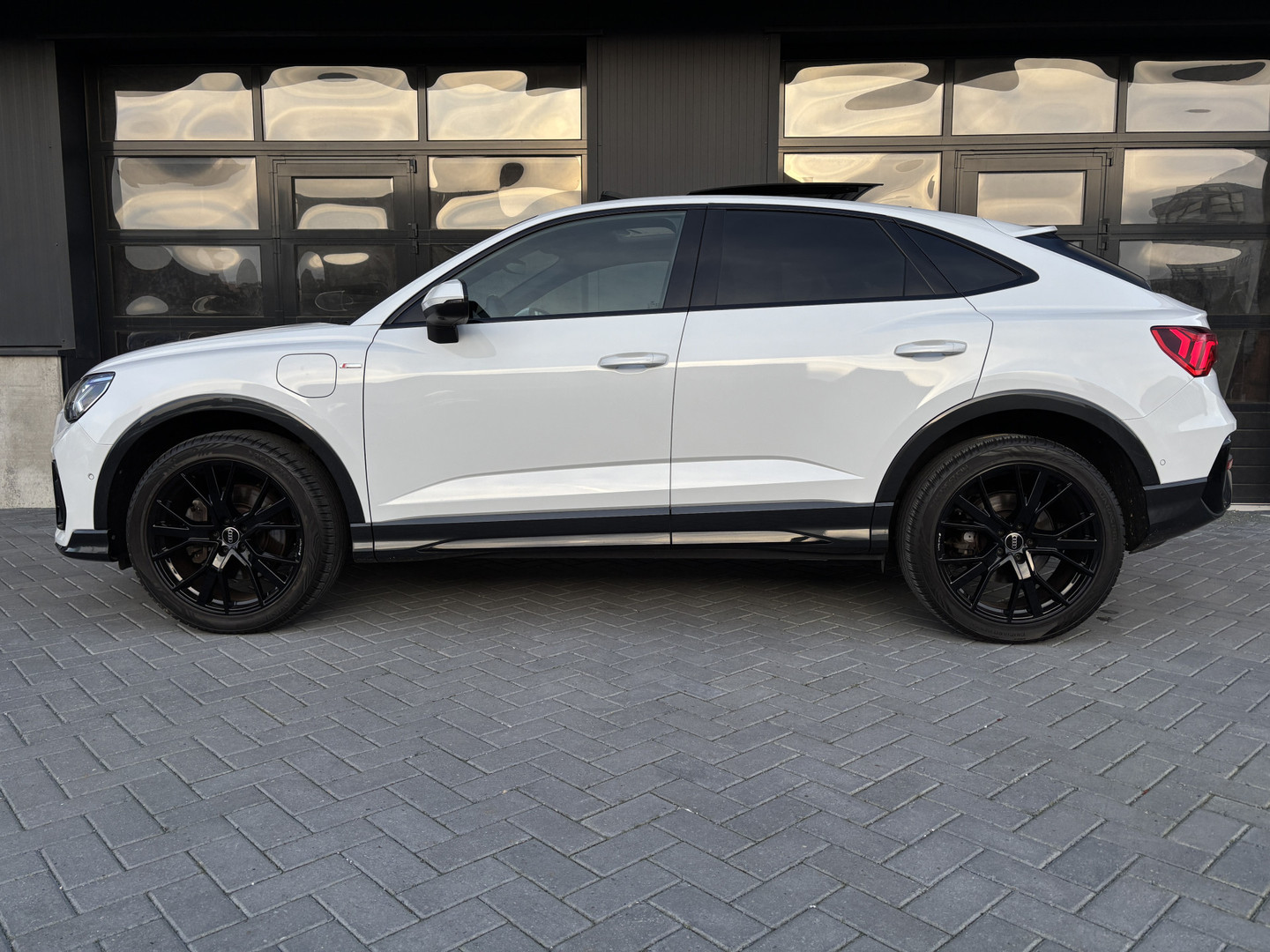Audi Audi