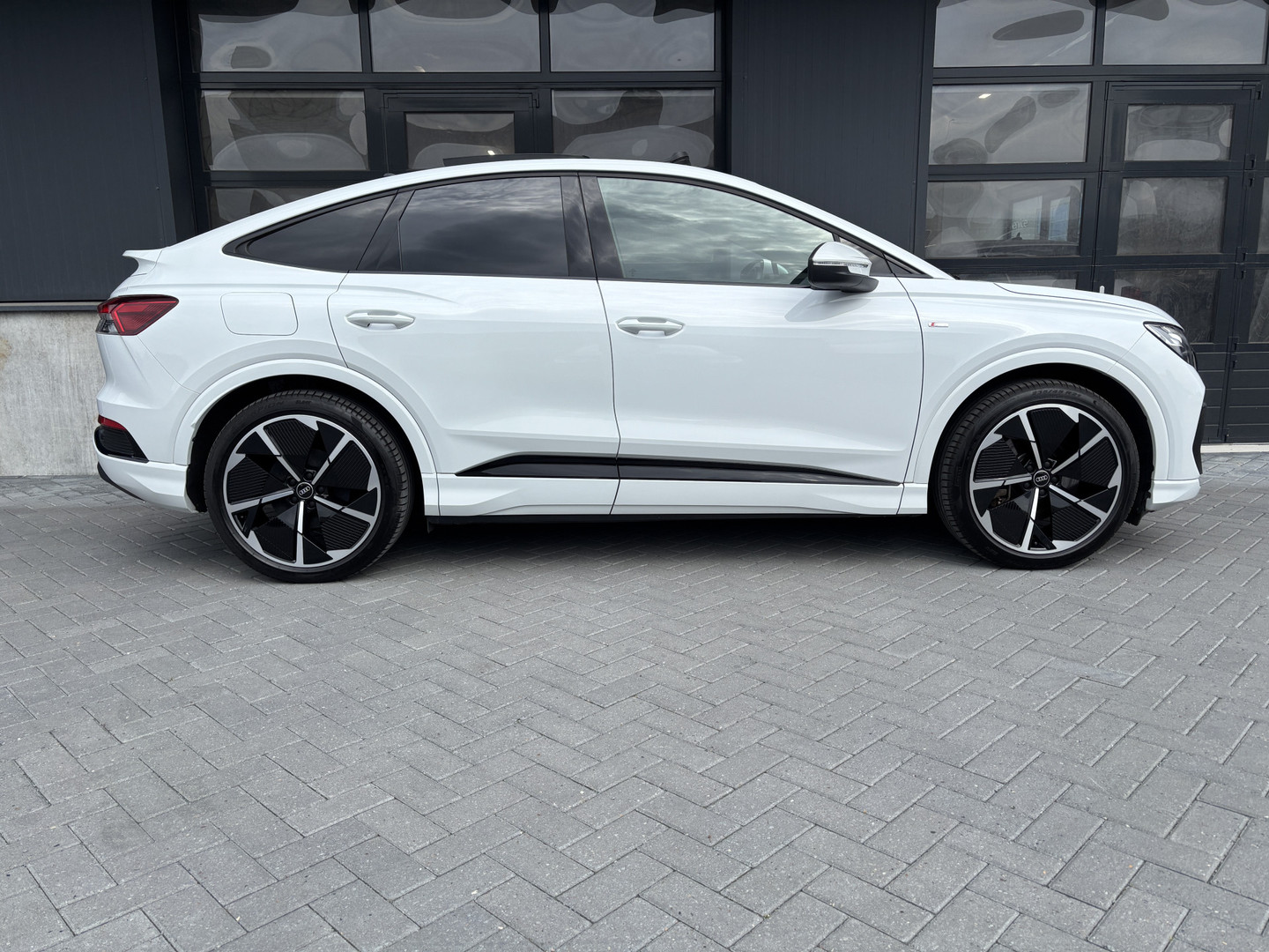 Audi Audi
