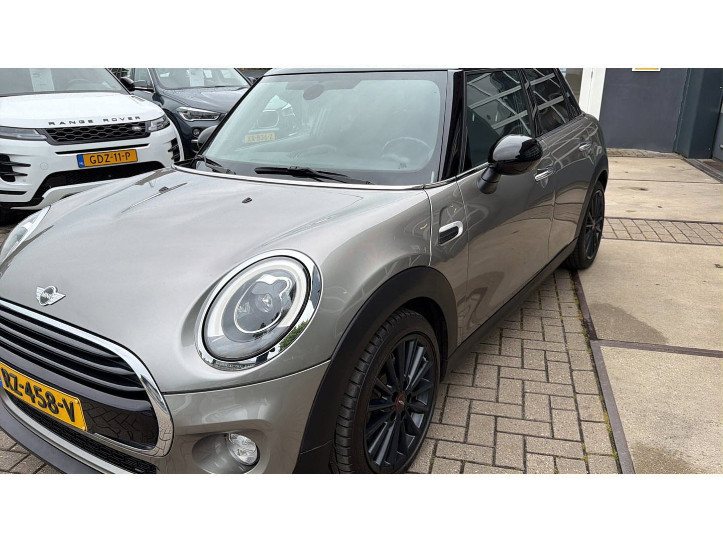MINI