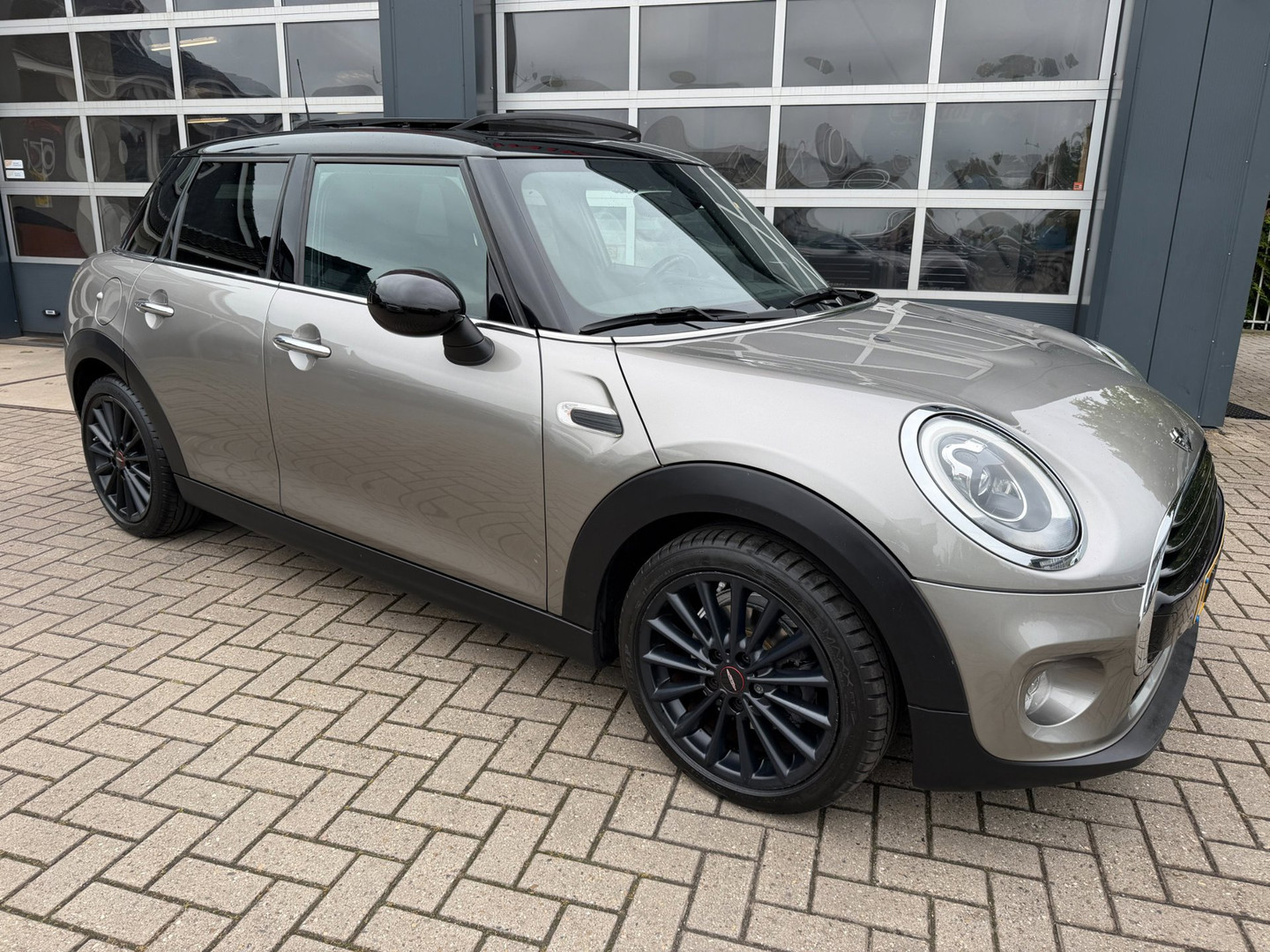 MINI