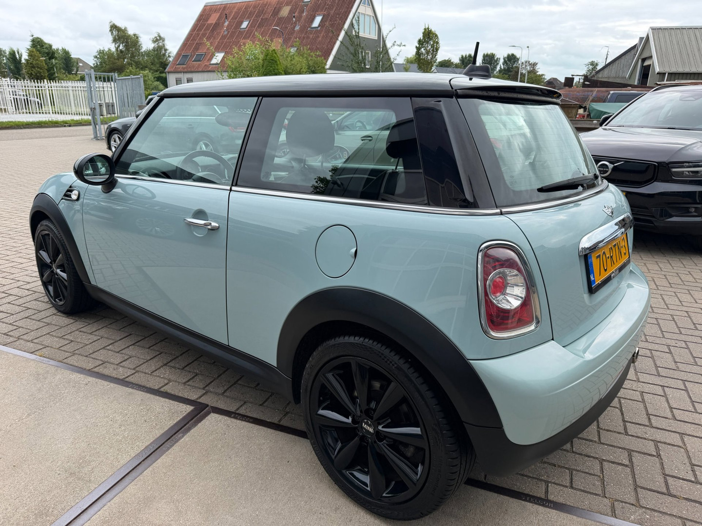 MINI