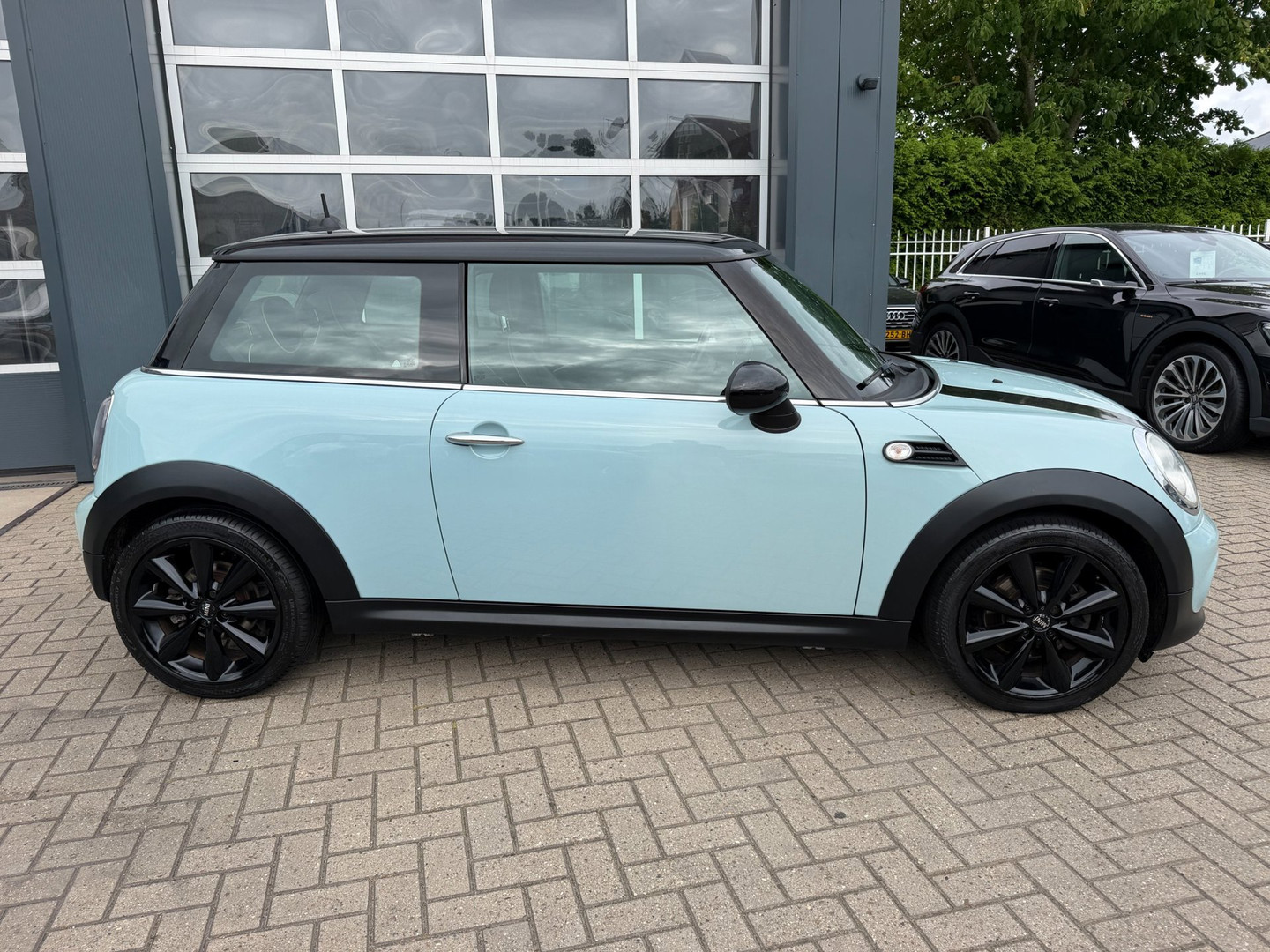 MINI