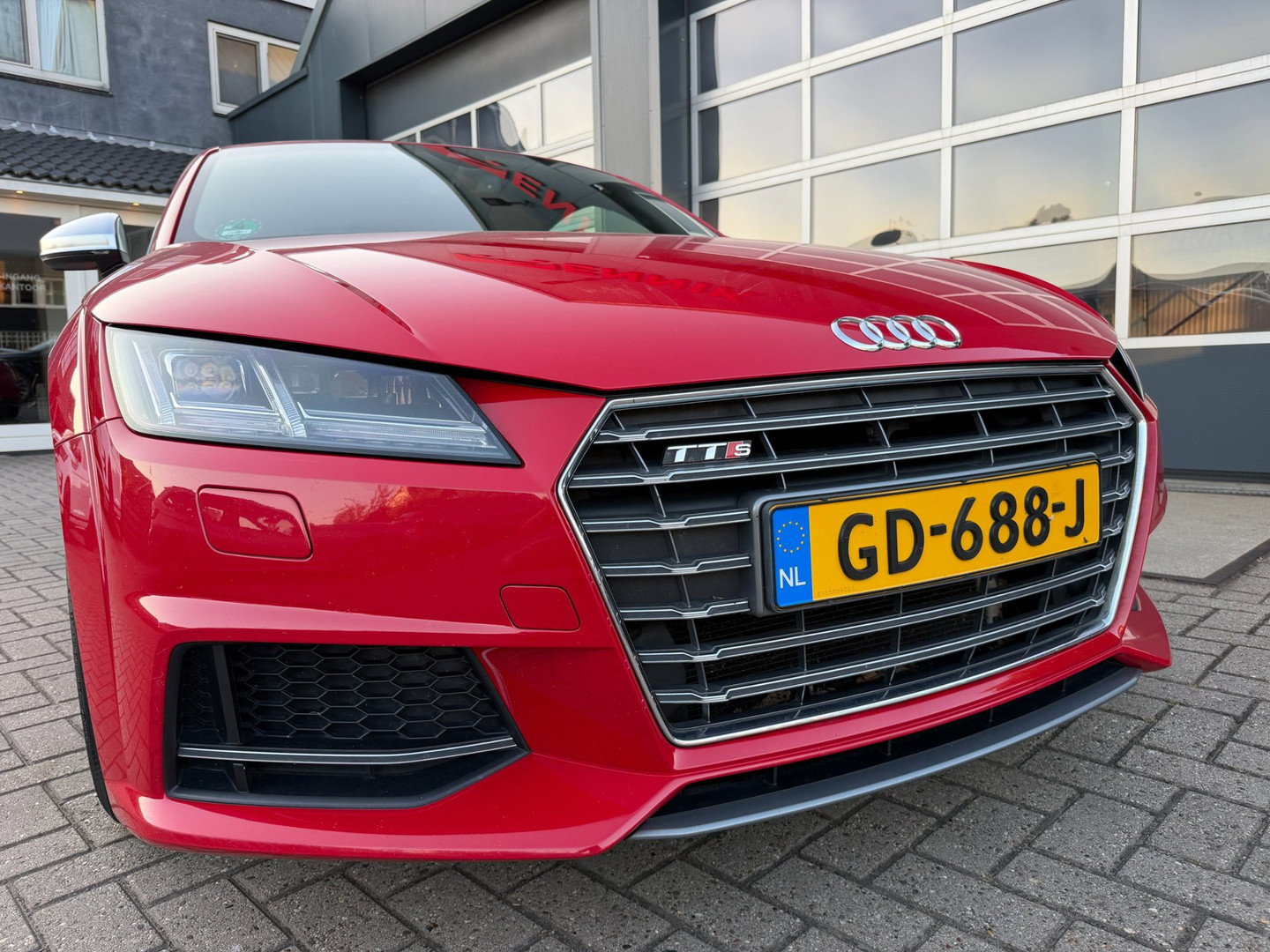 Audi