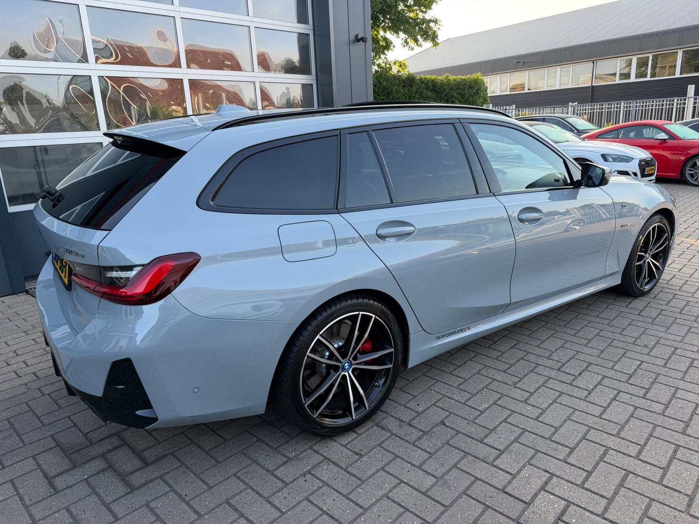 BMW