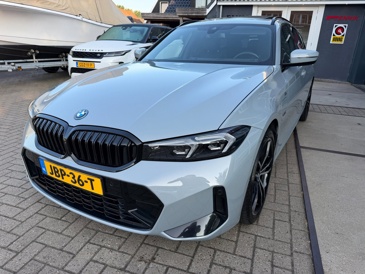 BMW