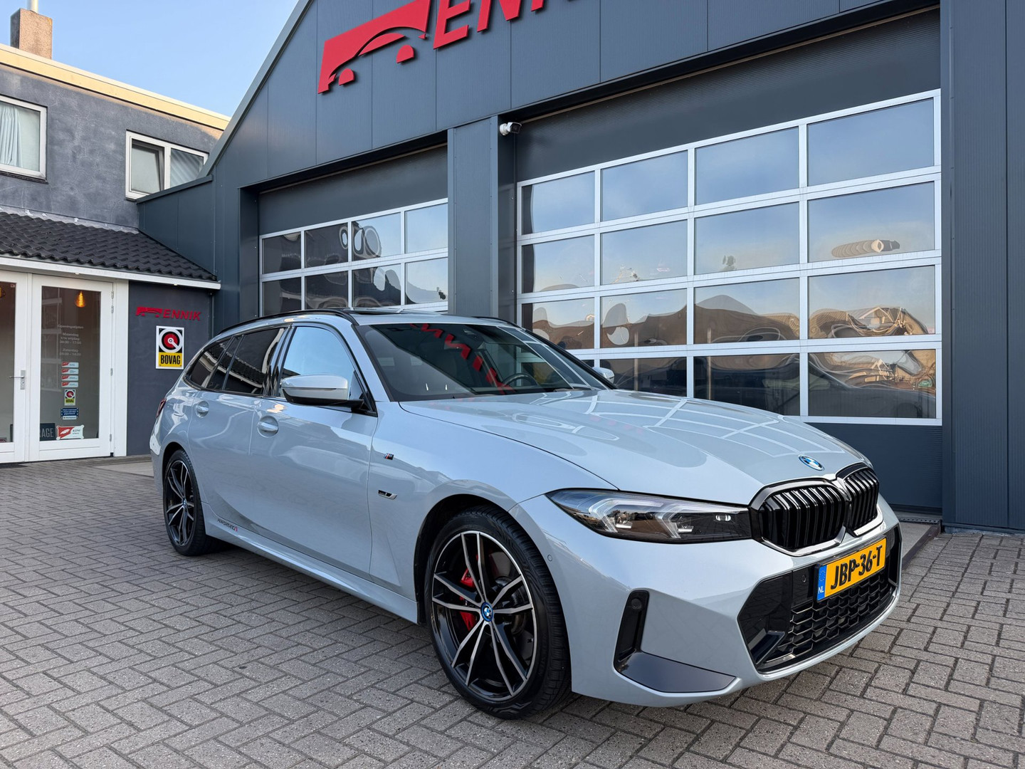 BMW