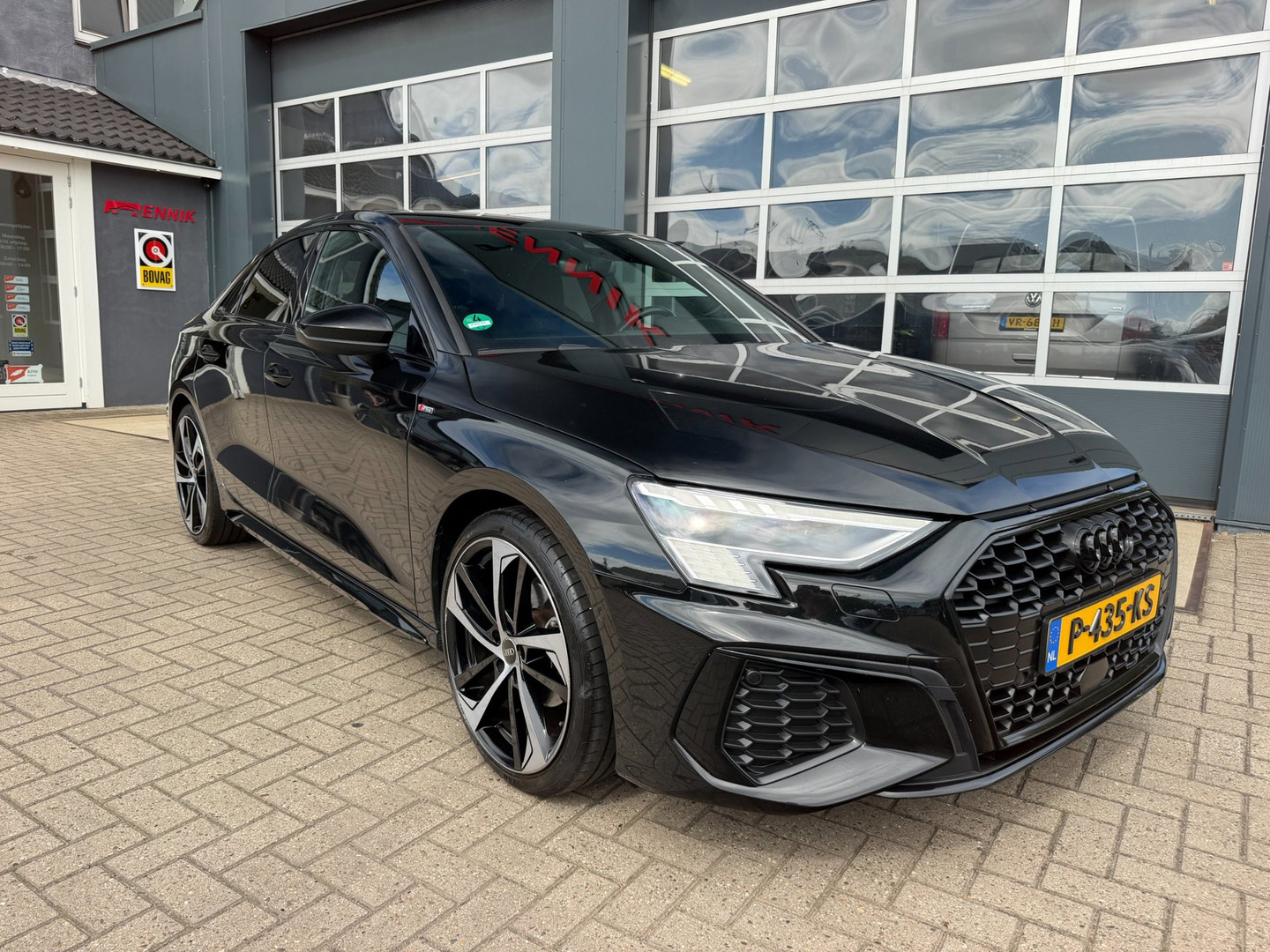 Audi