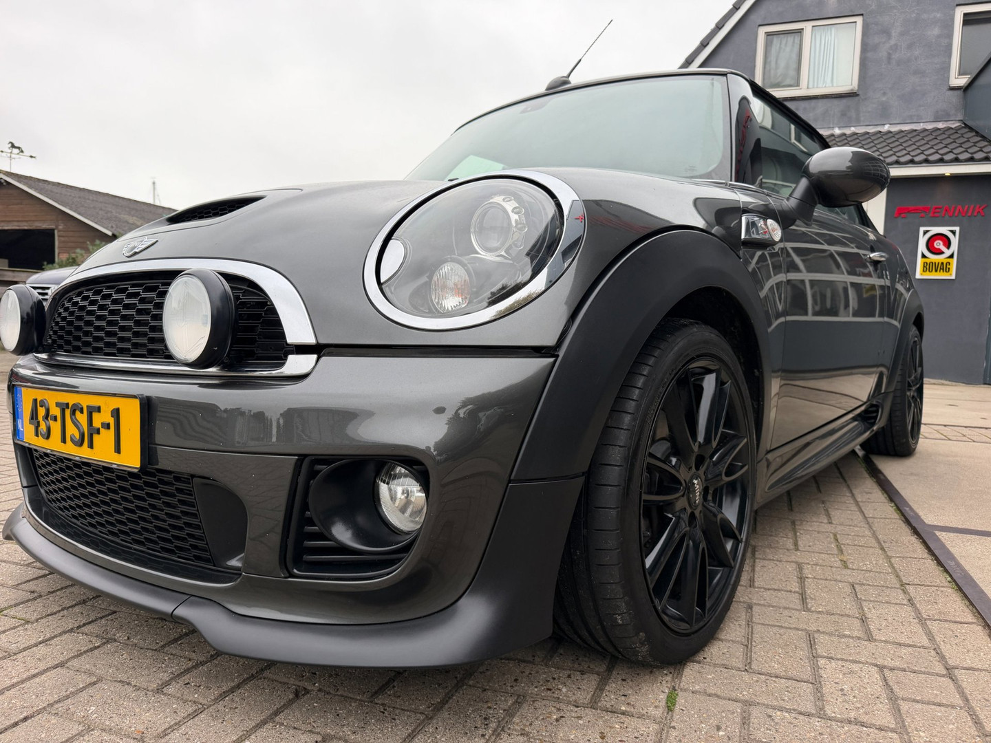 MINI