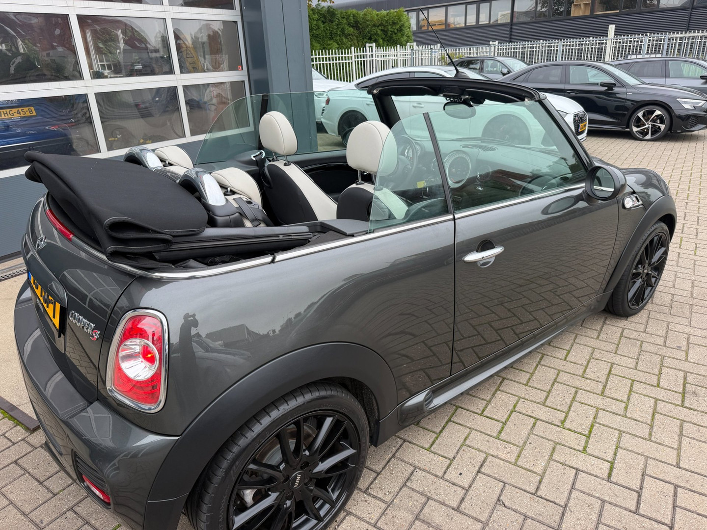 MINI