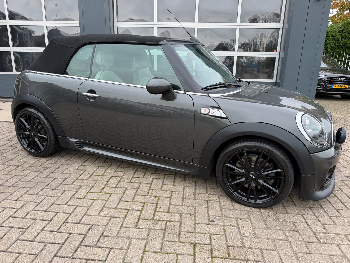 MINI