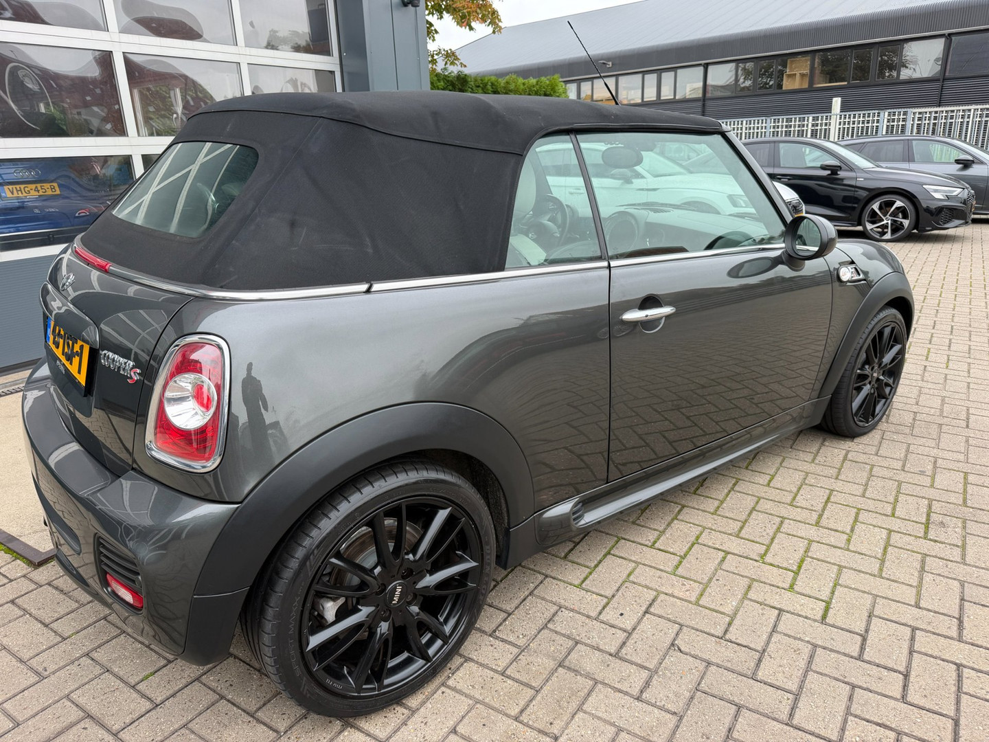 MINI