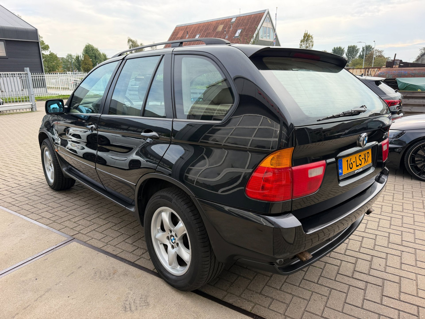 BMW
