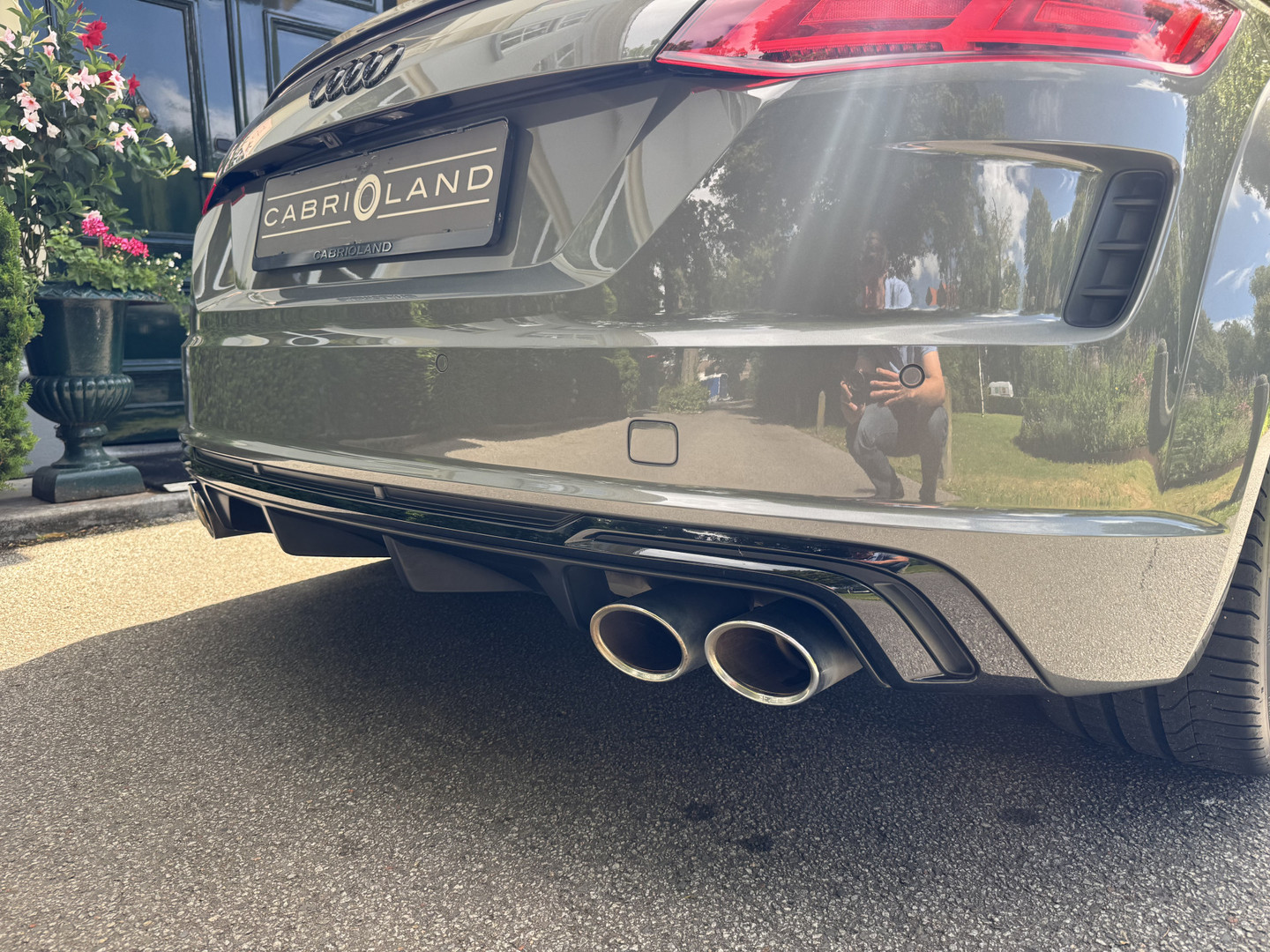 Audi