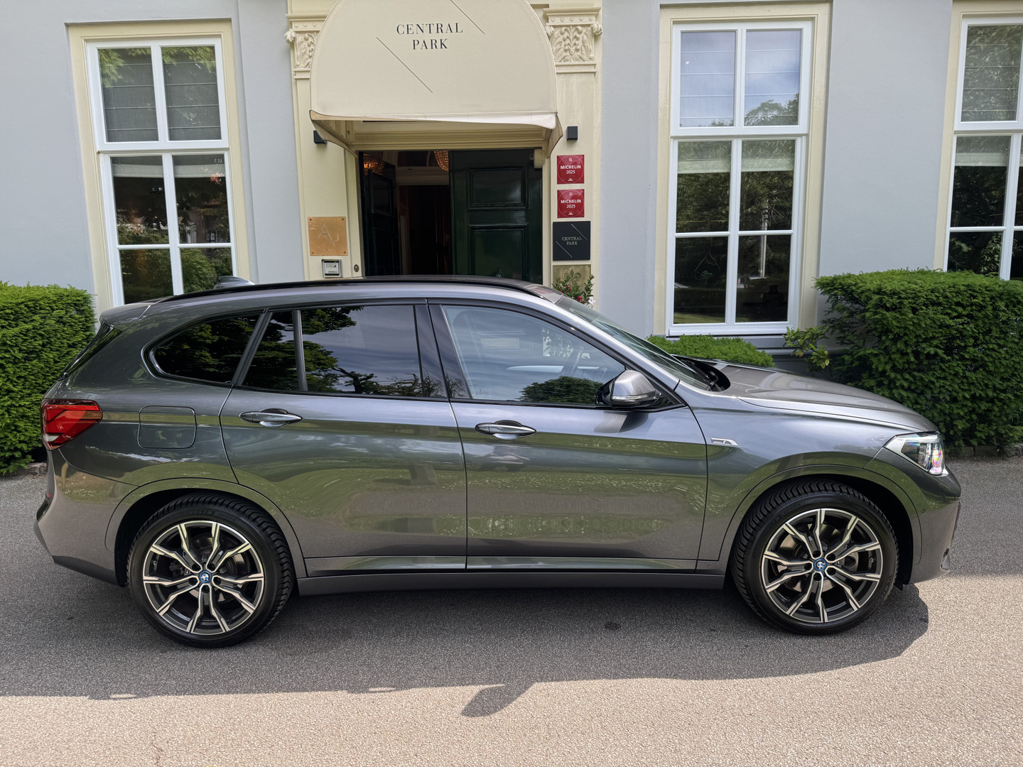 BMW