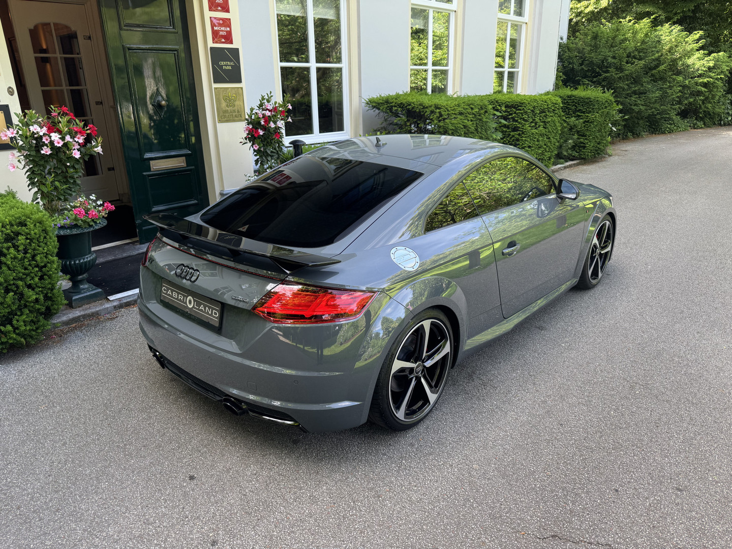 Audi Audi