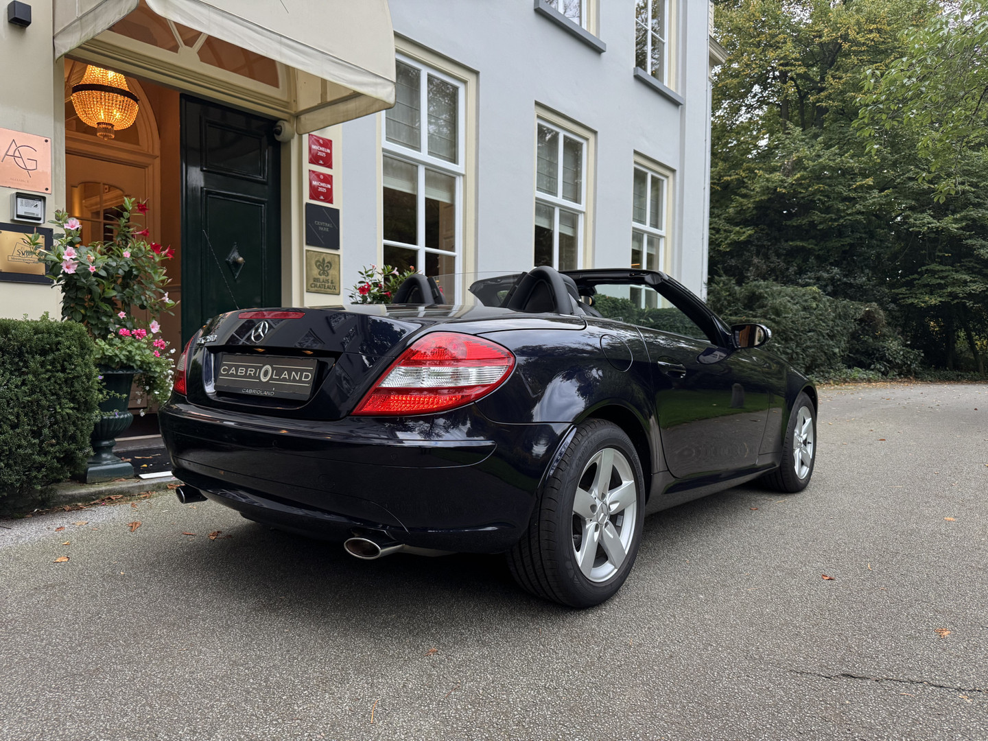 Mercedes-Benz Mercedes-Benz