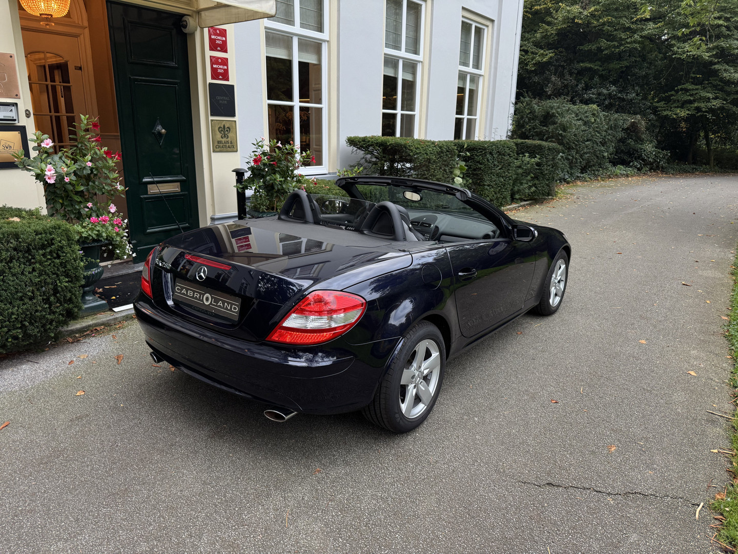 Mercedes-Benz Mercedes-Benz