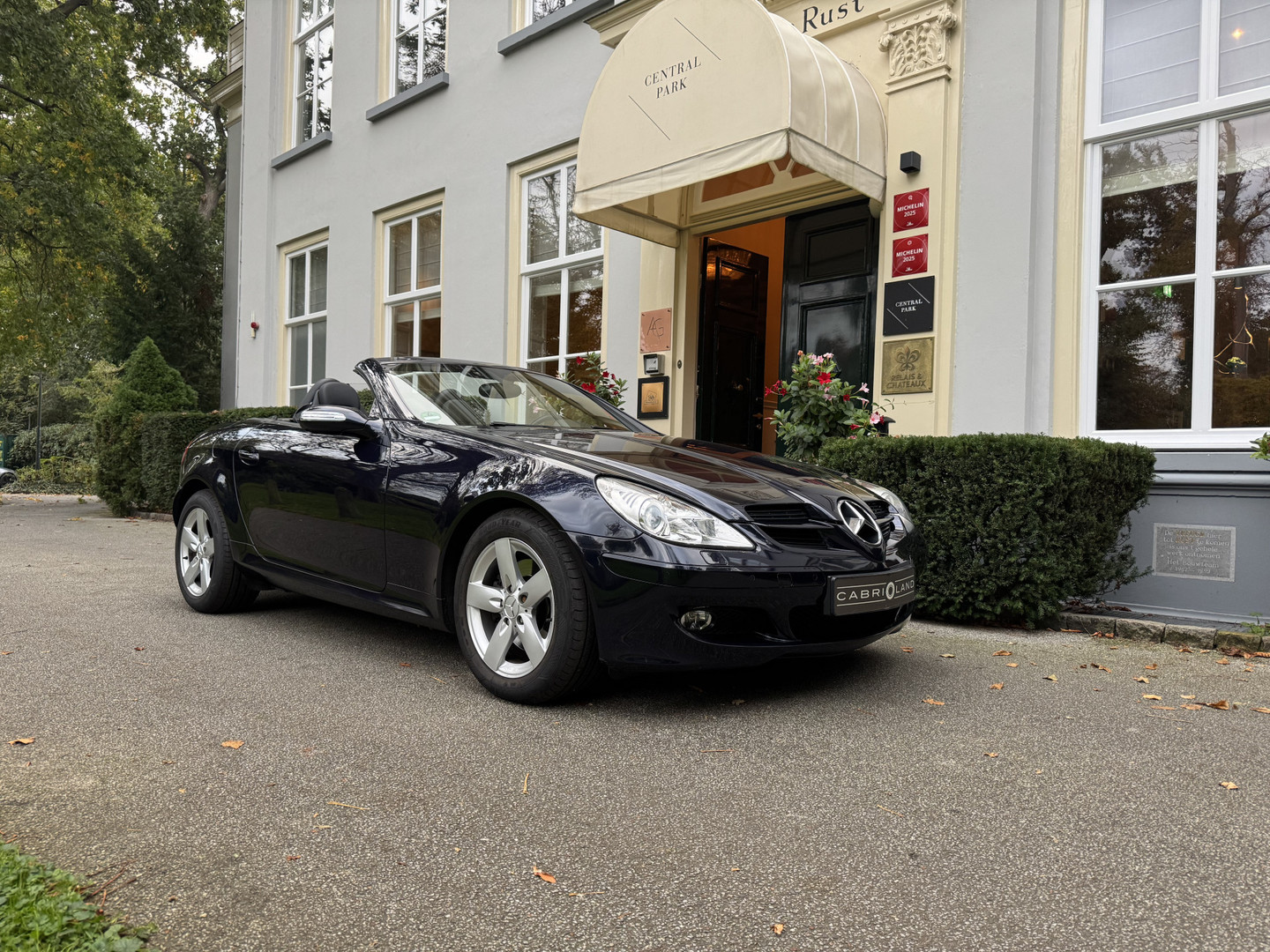 Mercedes-Benz Mercedes-Benz