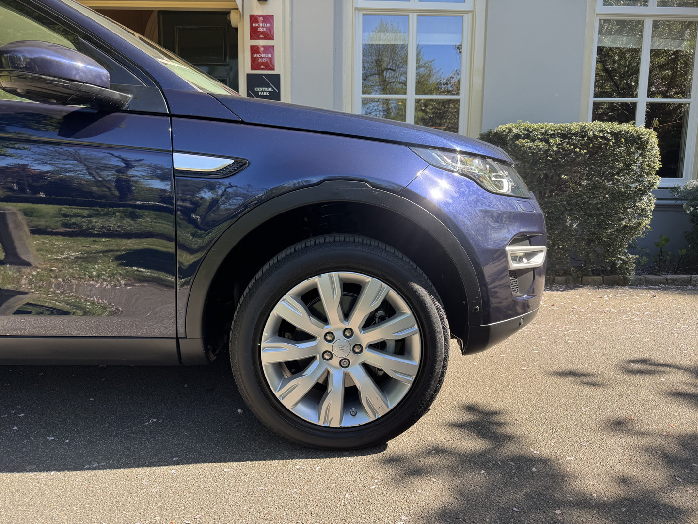 Land Rover Land Rover