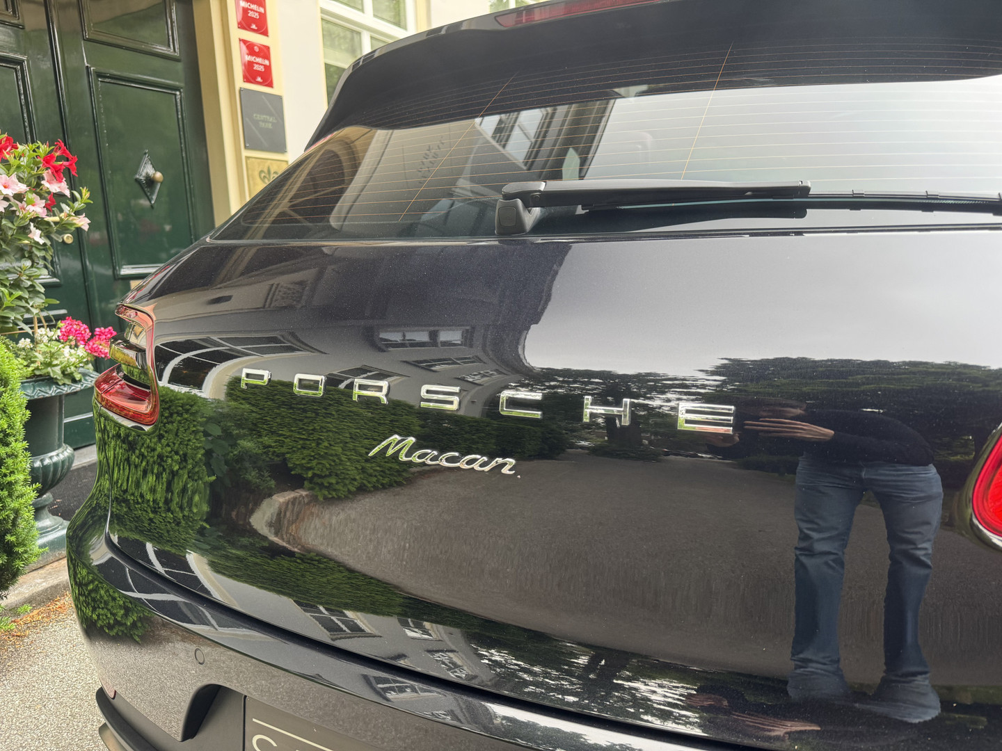 Porsche