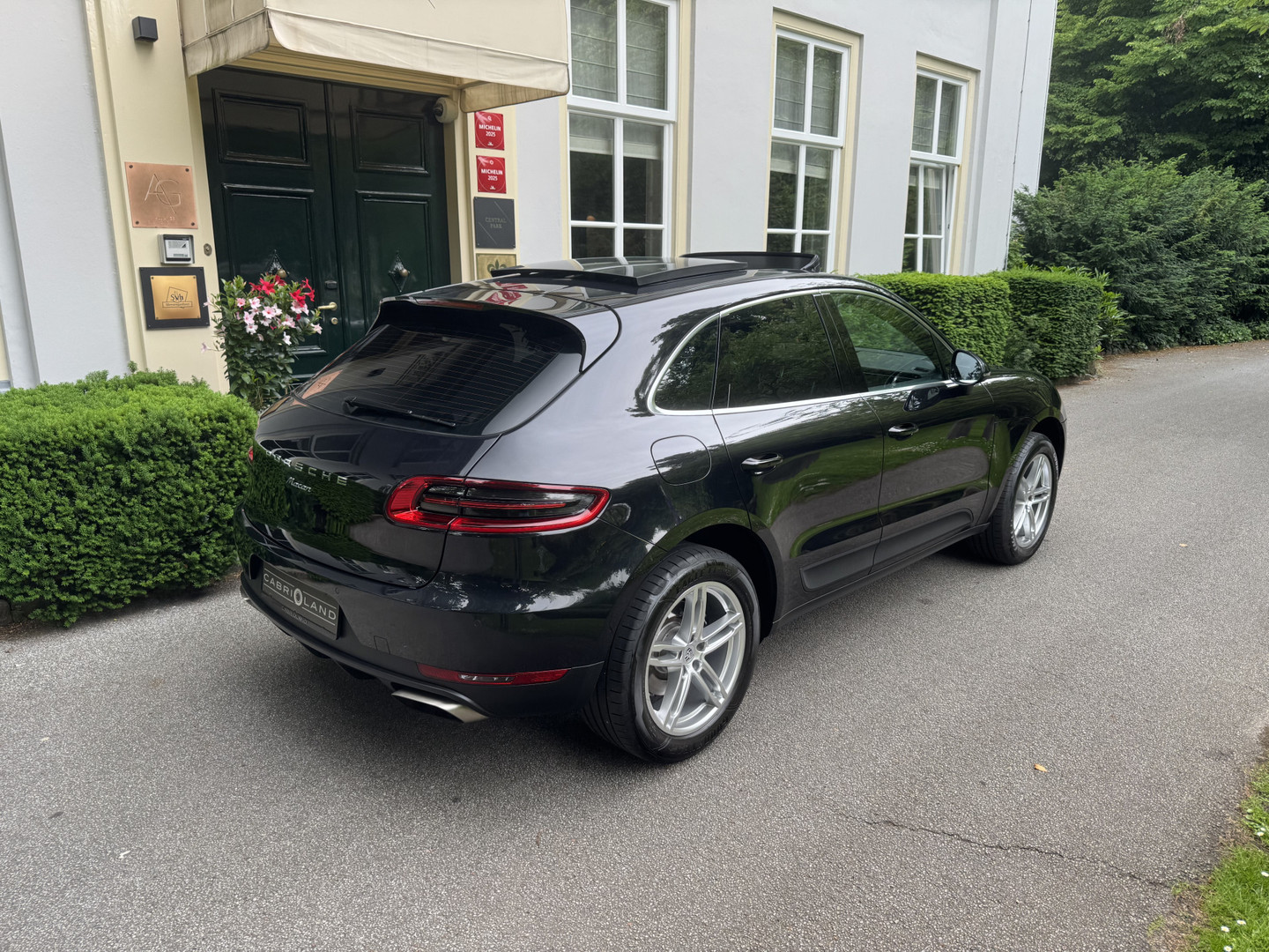 Porsche