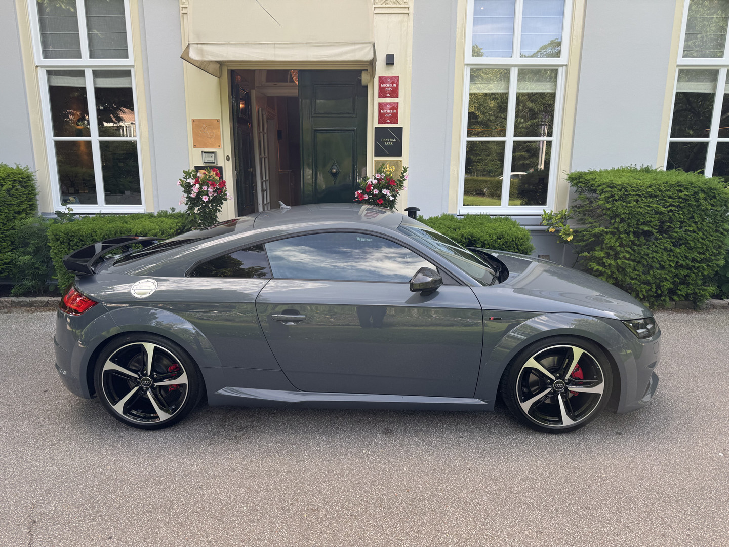 Audi