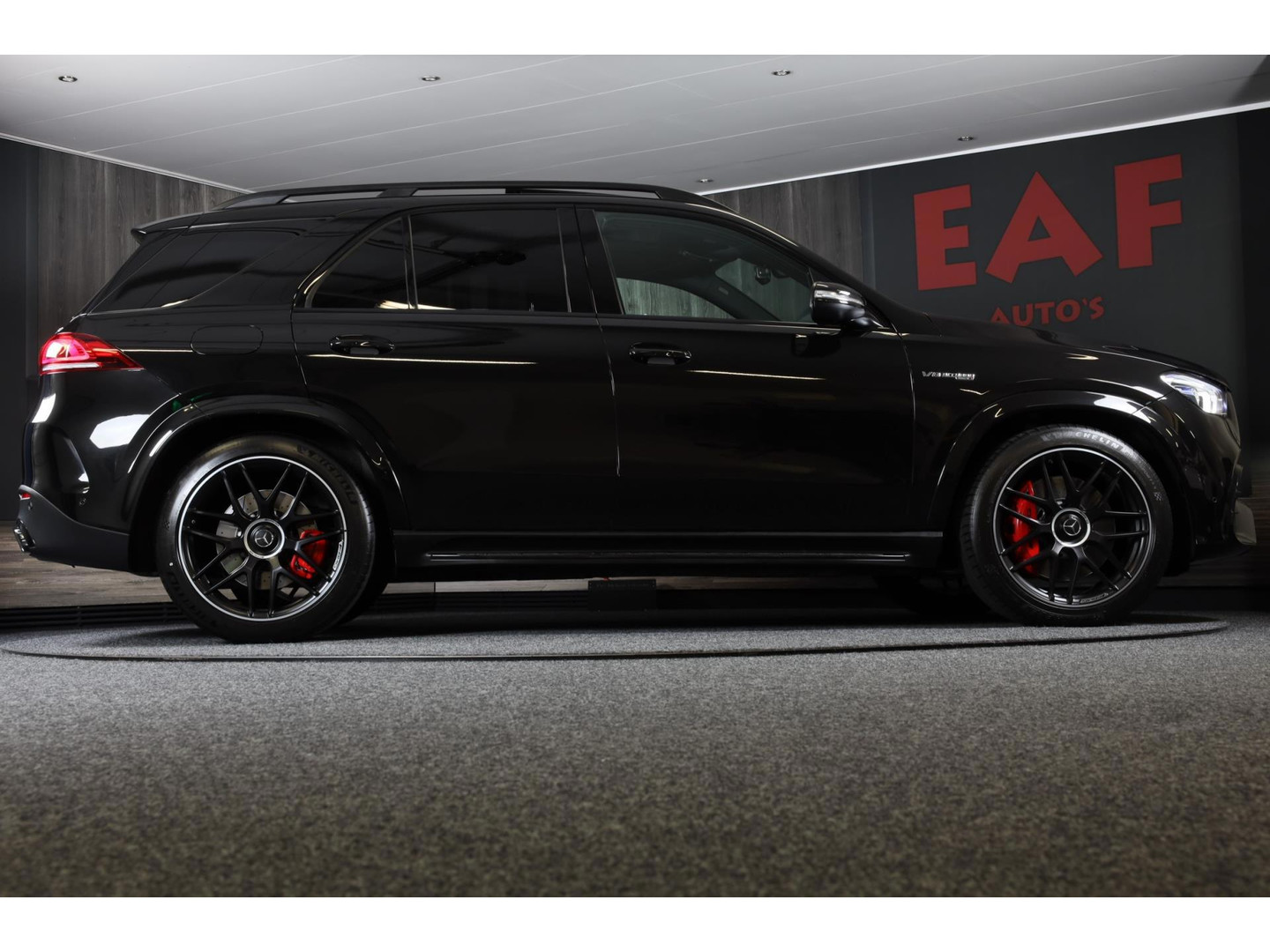 Mercedes-Benz Mercedes-Benz