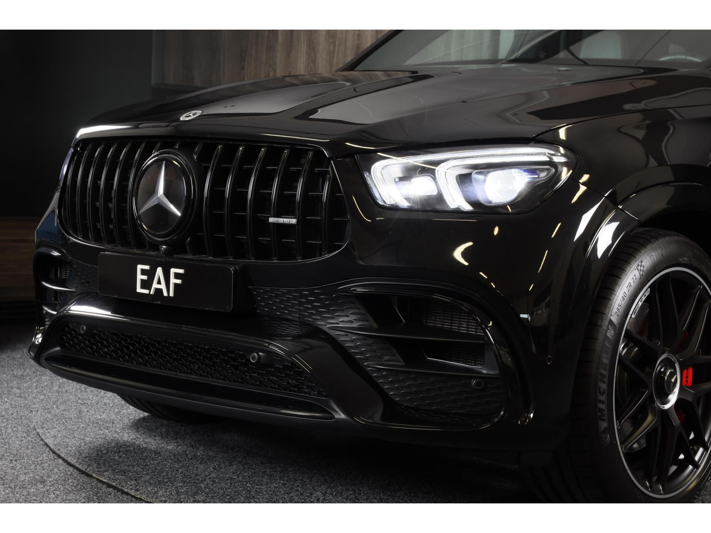 Mercedes-Benz Mercedes-Benz