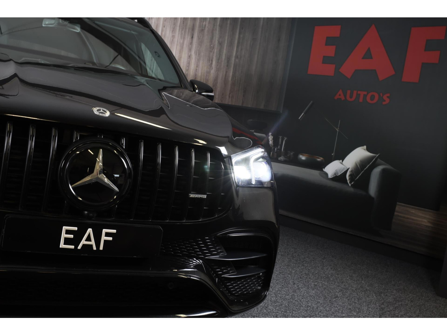 Mercedes-Benz Mercedes-Benz