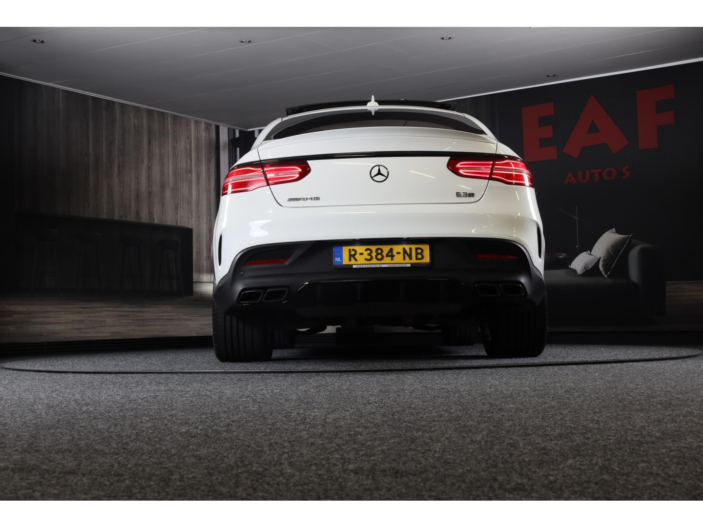 Mercedes-Benz Mercedes-Benz