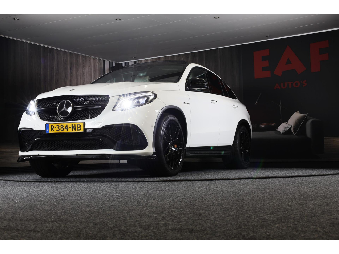 Mercedes-Benz Mercedes-Benz