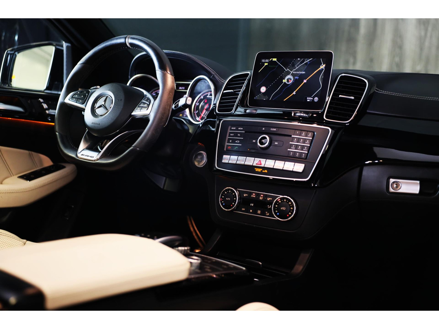 Mercedes-Benz Mercedes-Benz