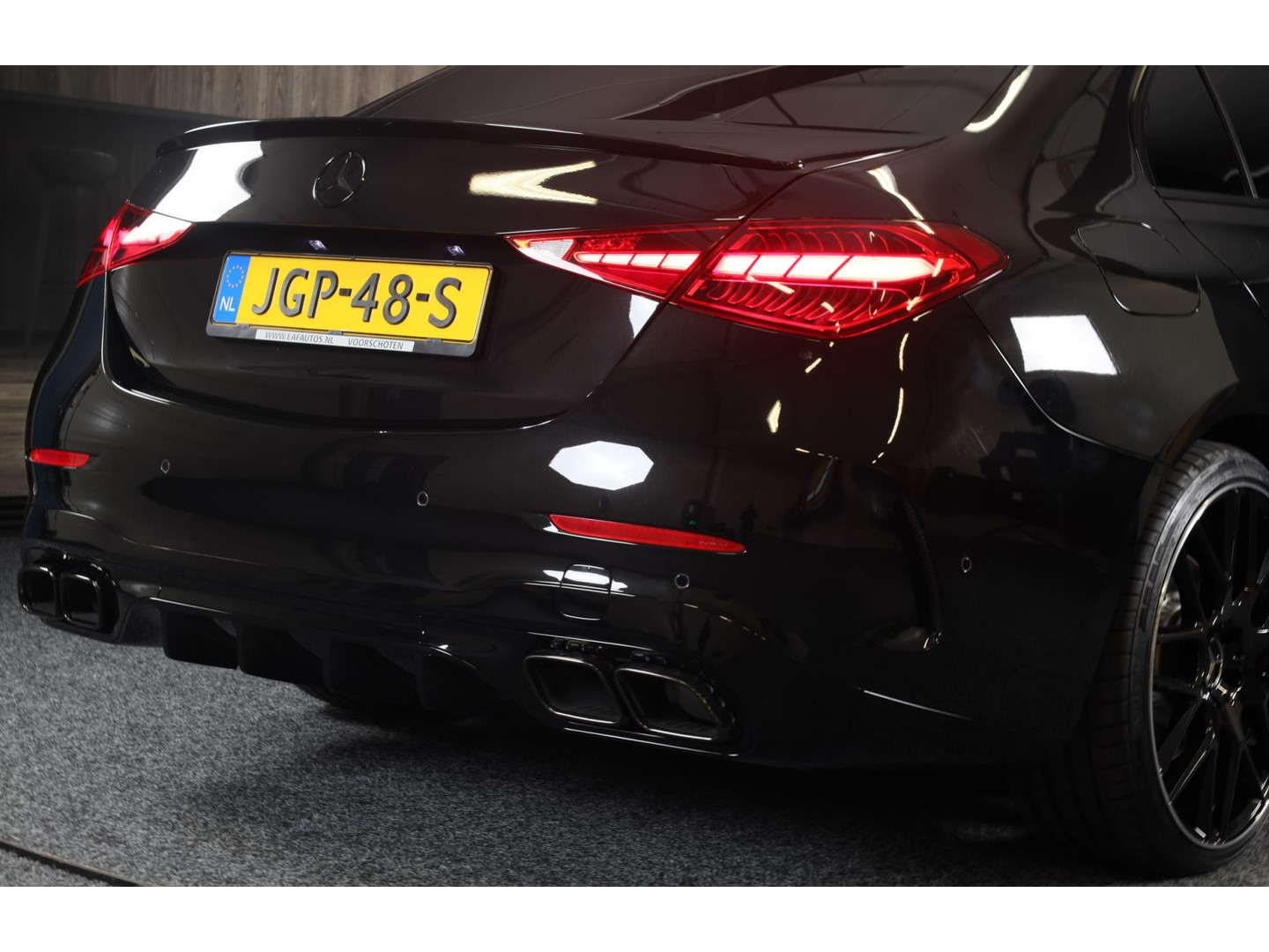 Mercedes-Benz Mercedes-Benz