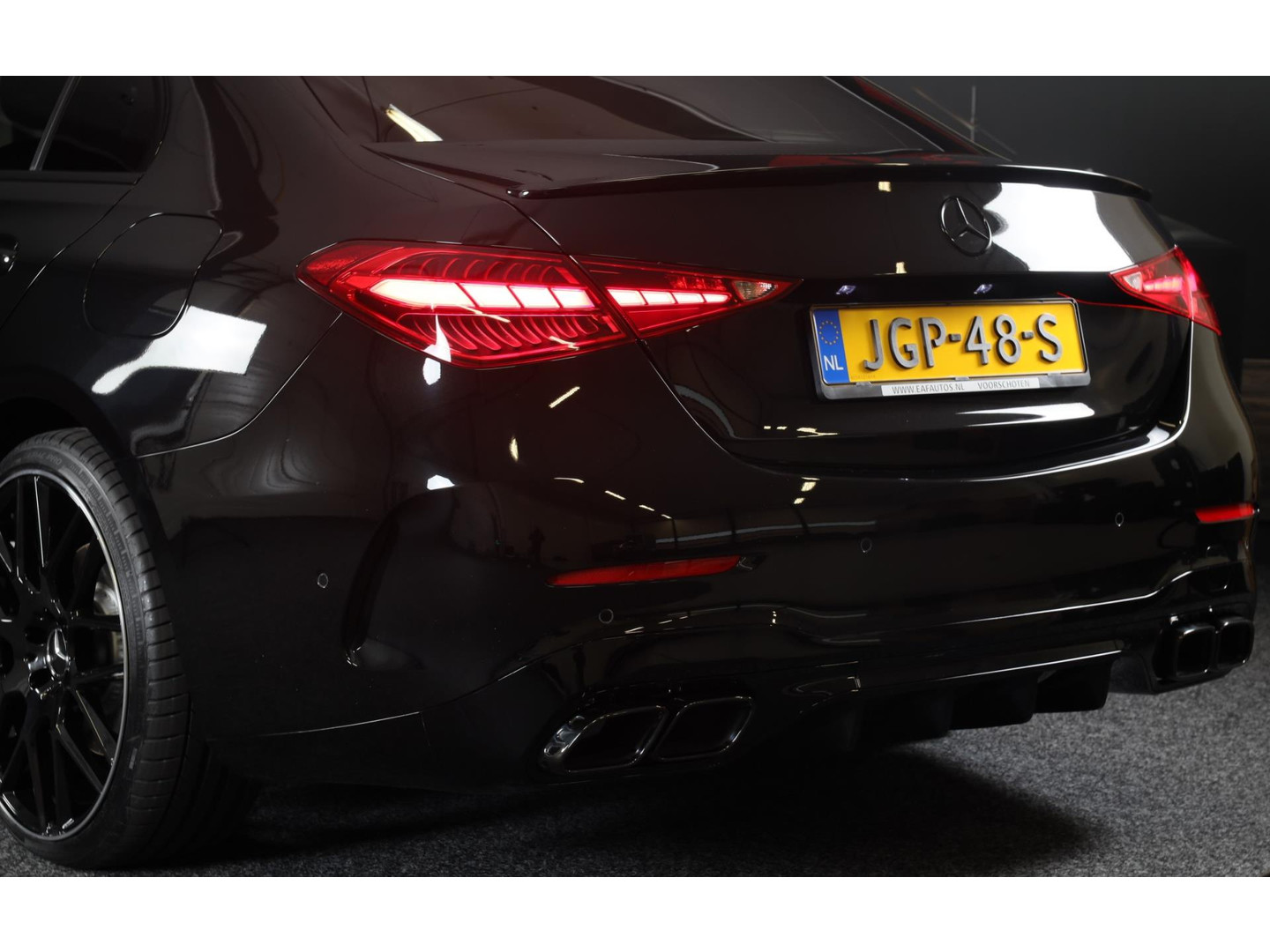 Mercedes-Benz Mercedes-Benz