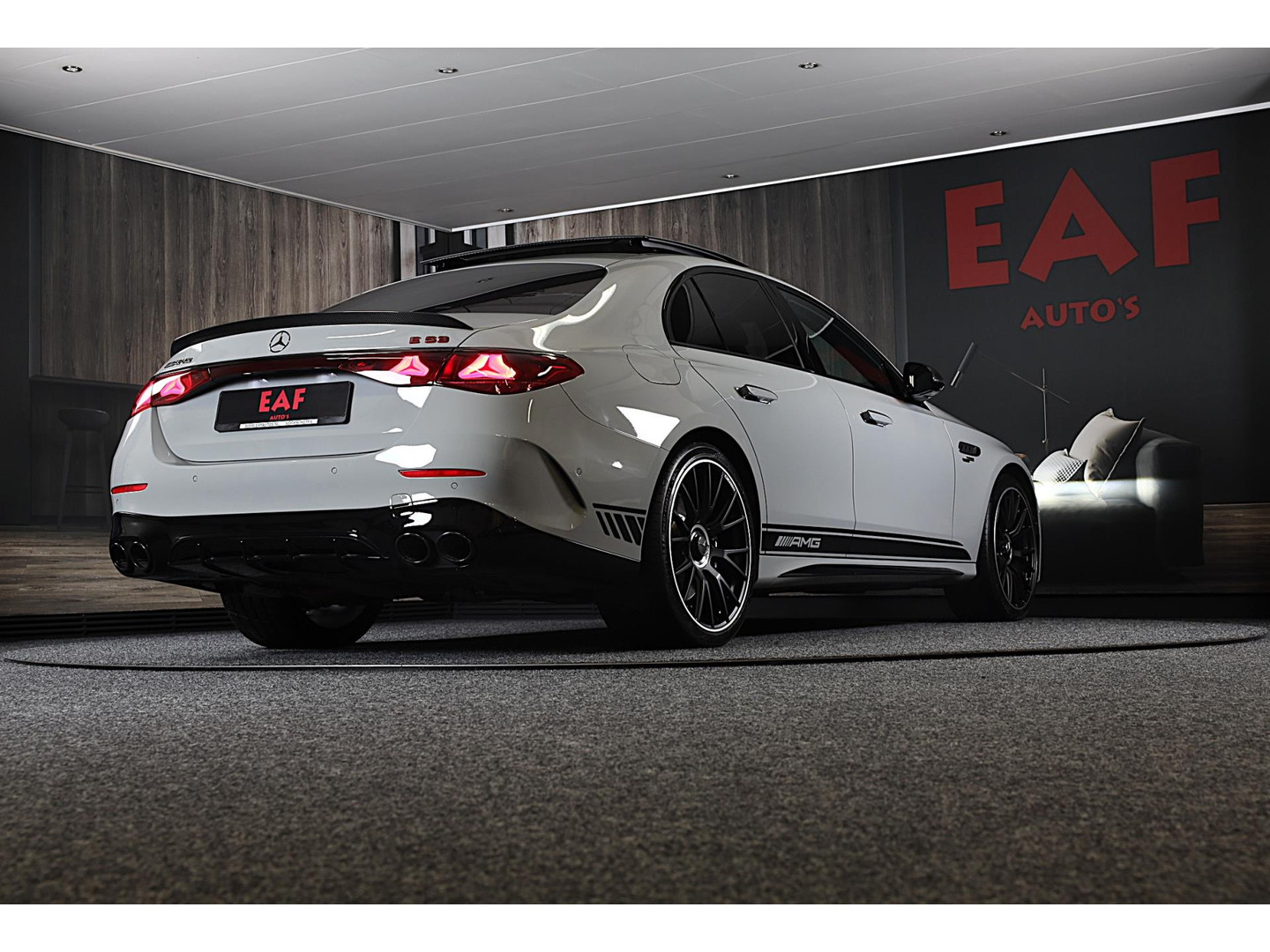 Mercedes-Benz Mercedes-Benz