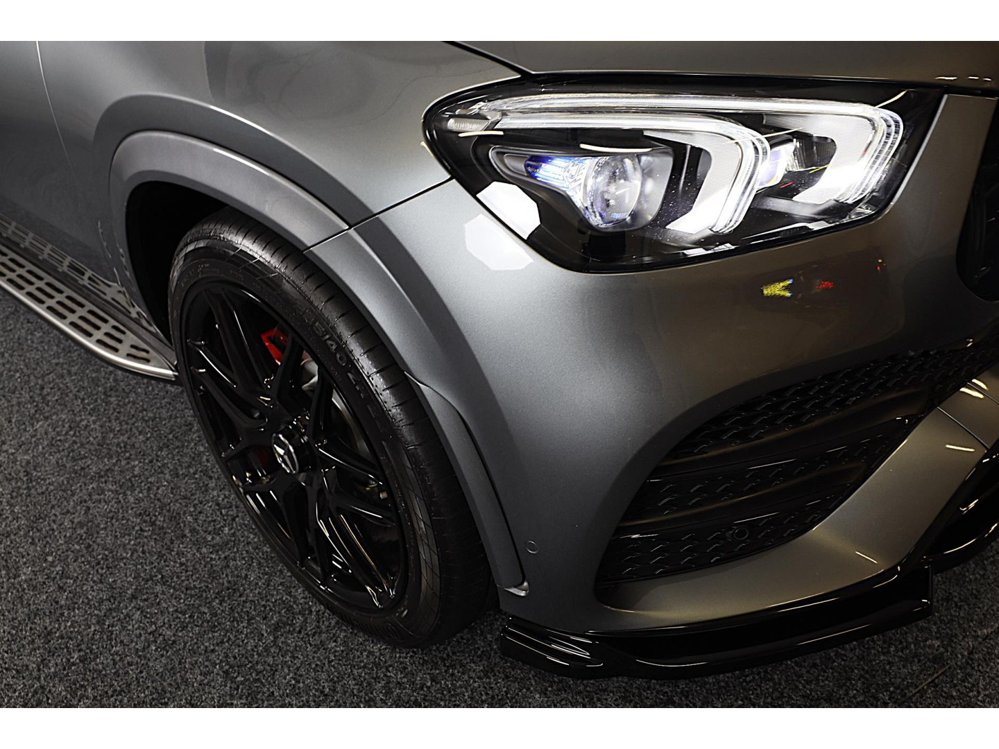 Mercedes-Benz Mercedes-Benz