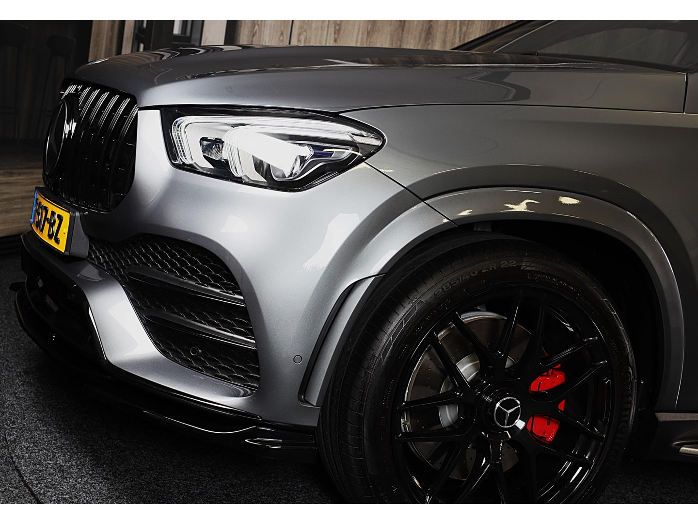 Mercedes-Benz Mercedes-Benz