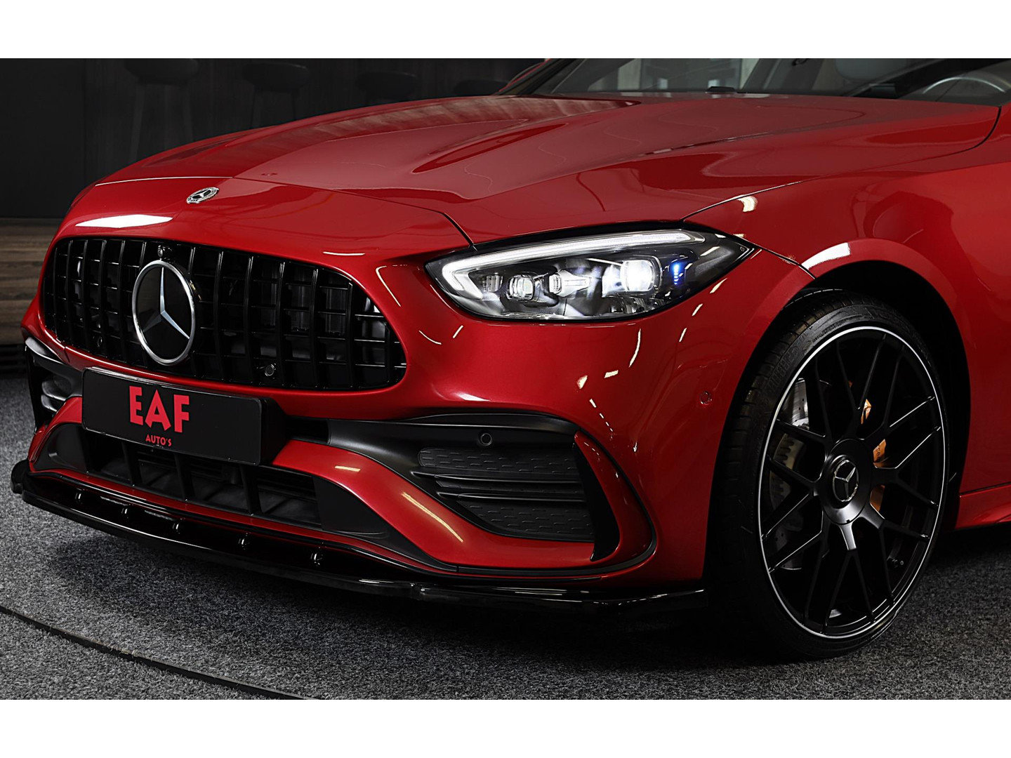 Mercedes-Benz Mercedes-Benz