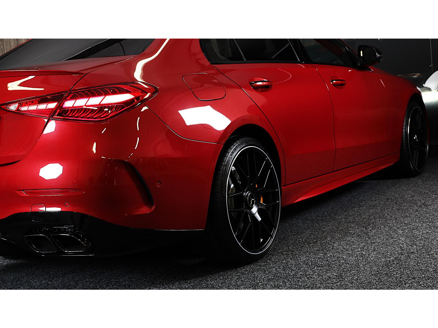 Mercedes-Benz Mercedes-Benz