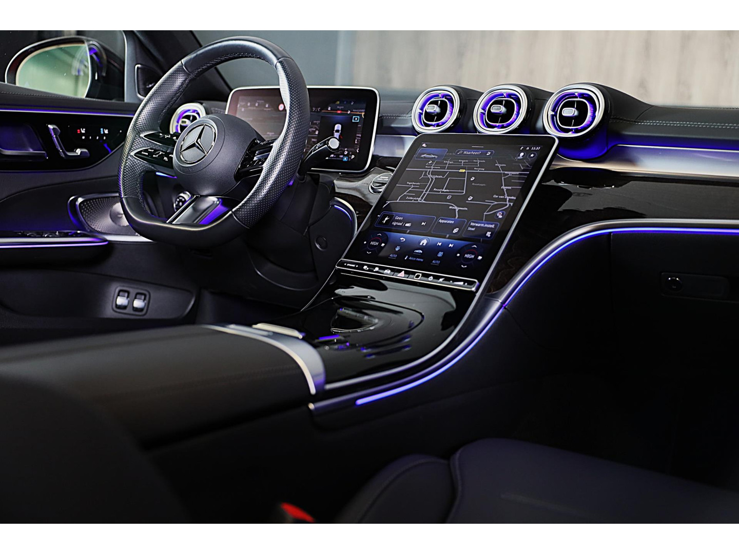 Mercedes-Benz Mercedes-Benz