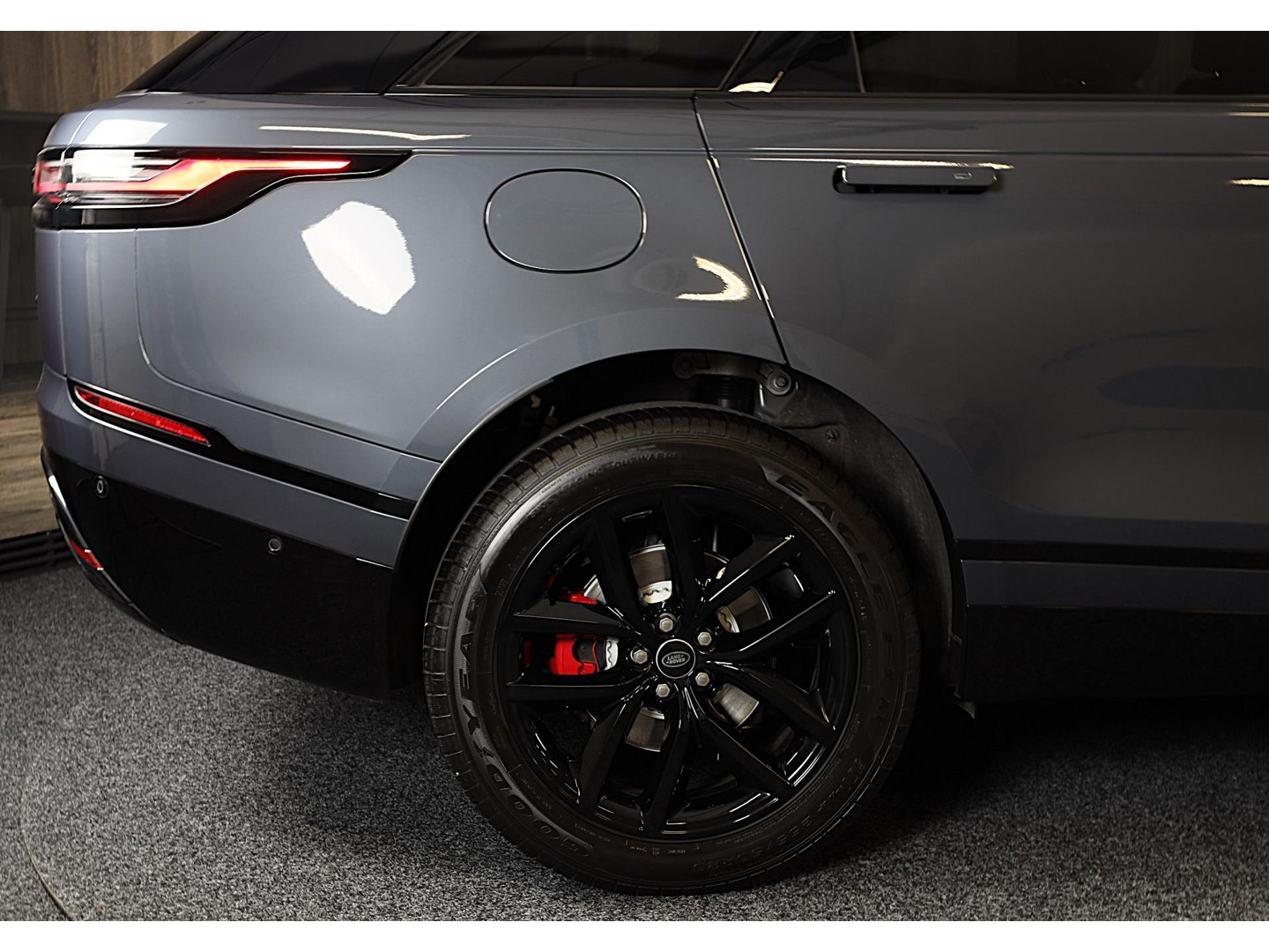 Land Rover Land Rover