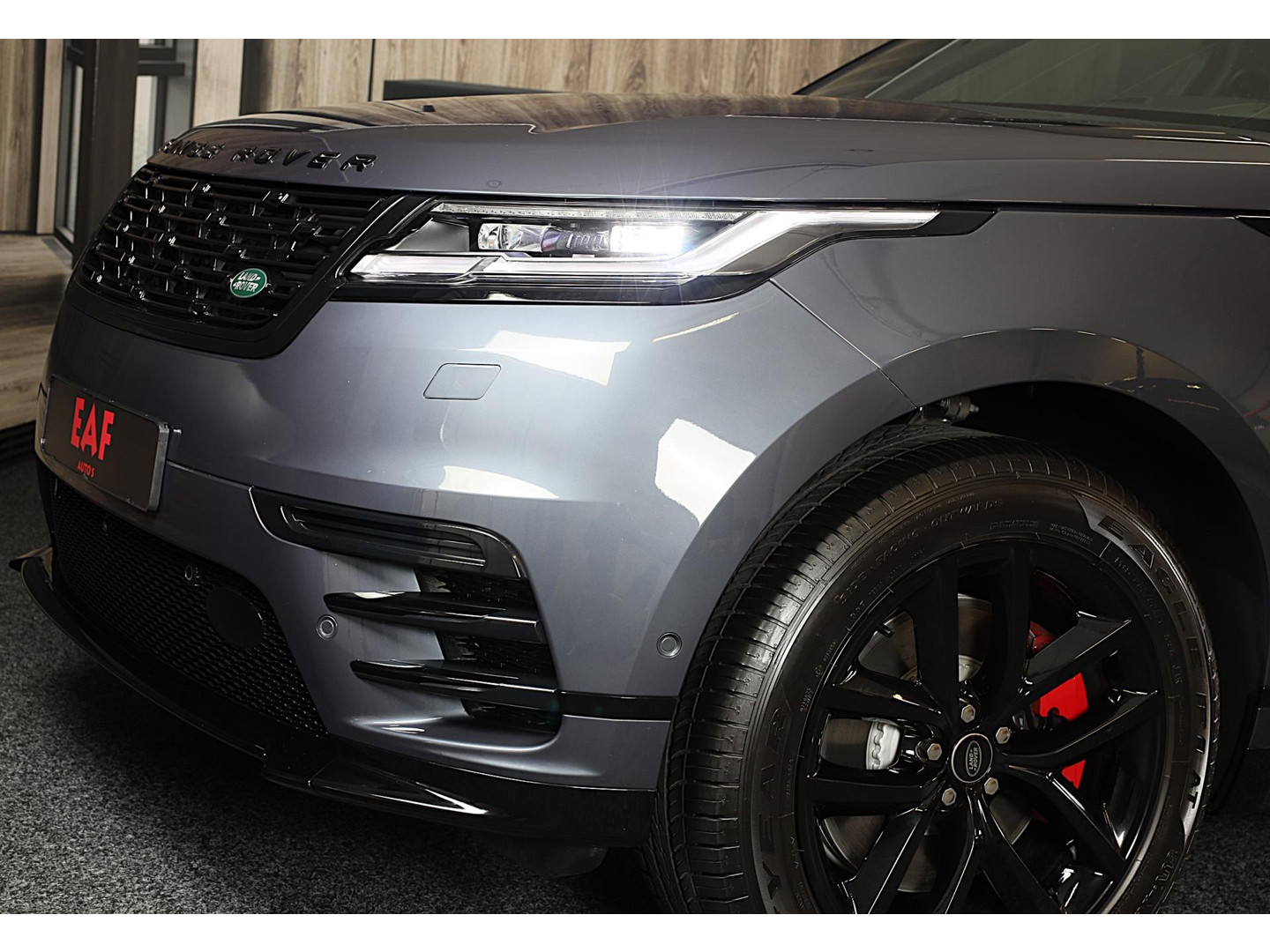 Land Rover Land Rover