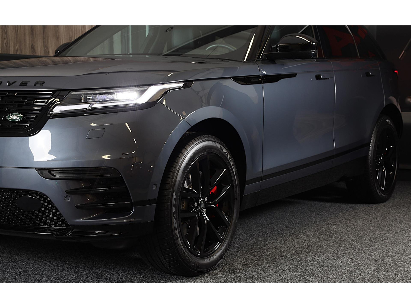 Land Rover Land Rover