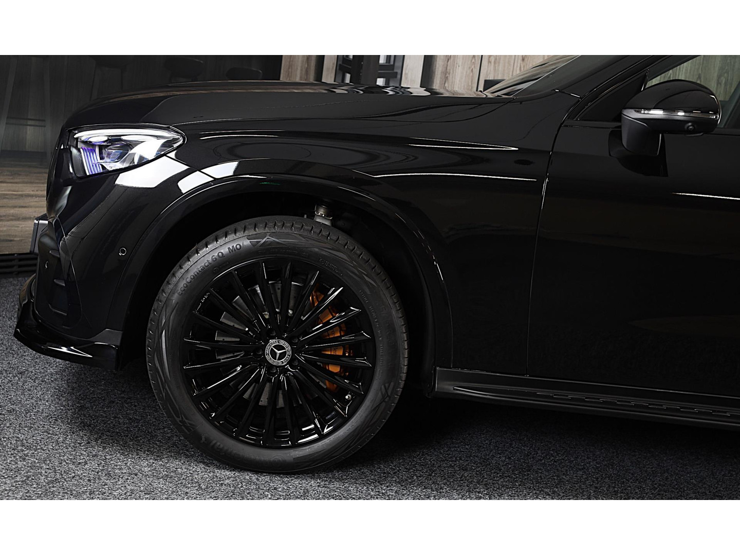 Mercedes-Benz Mercedes-Benz