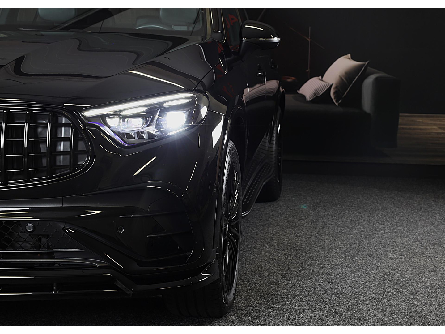 Mercedes-Benz Mercedes-Benz