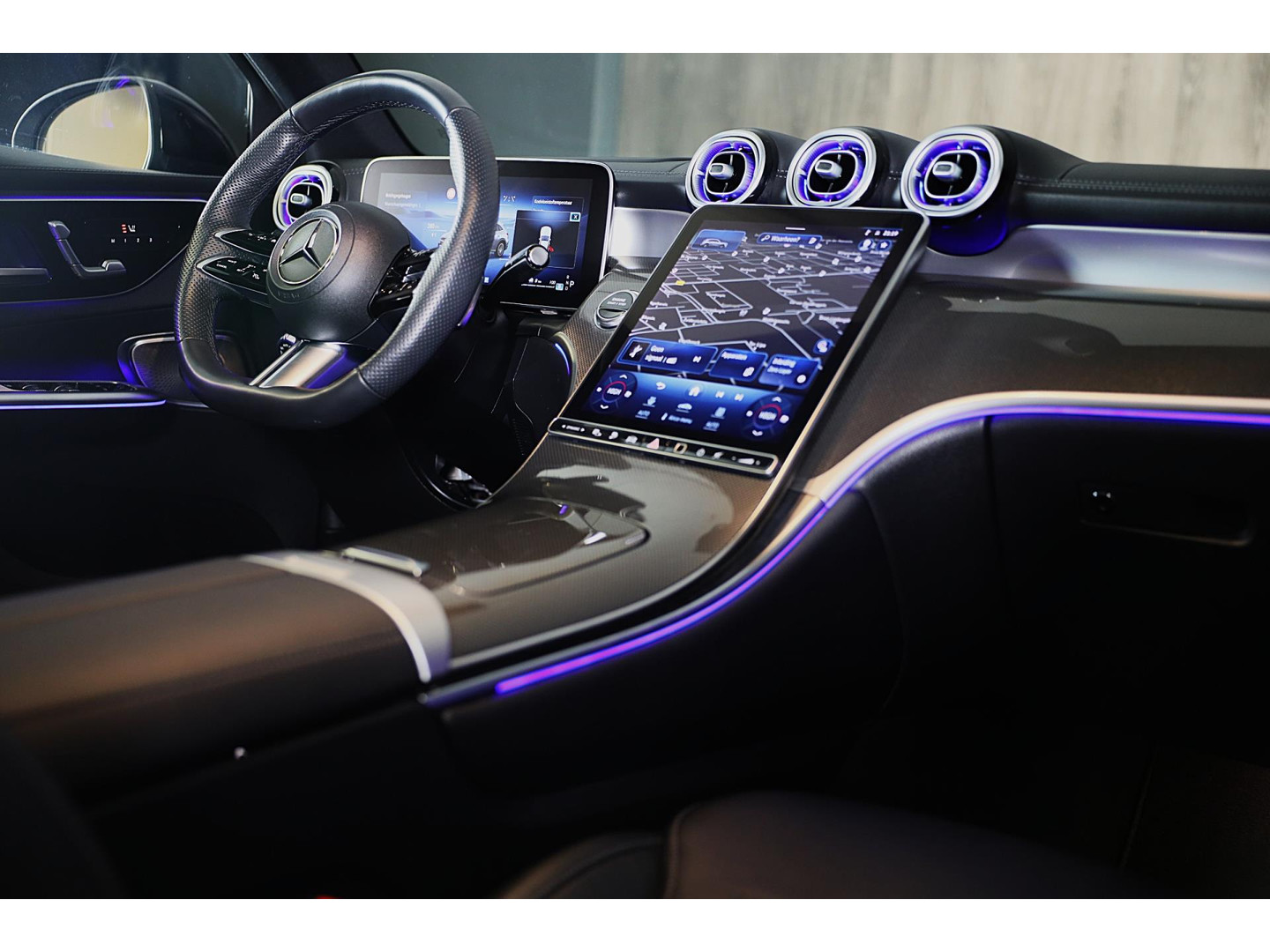 Mercedes-Benz Mercedes-Benz