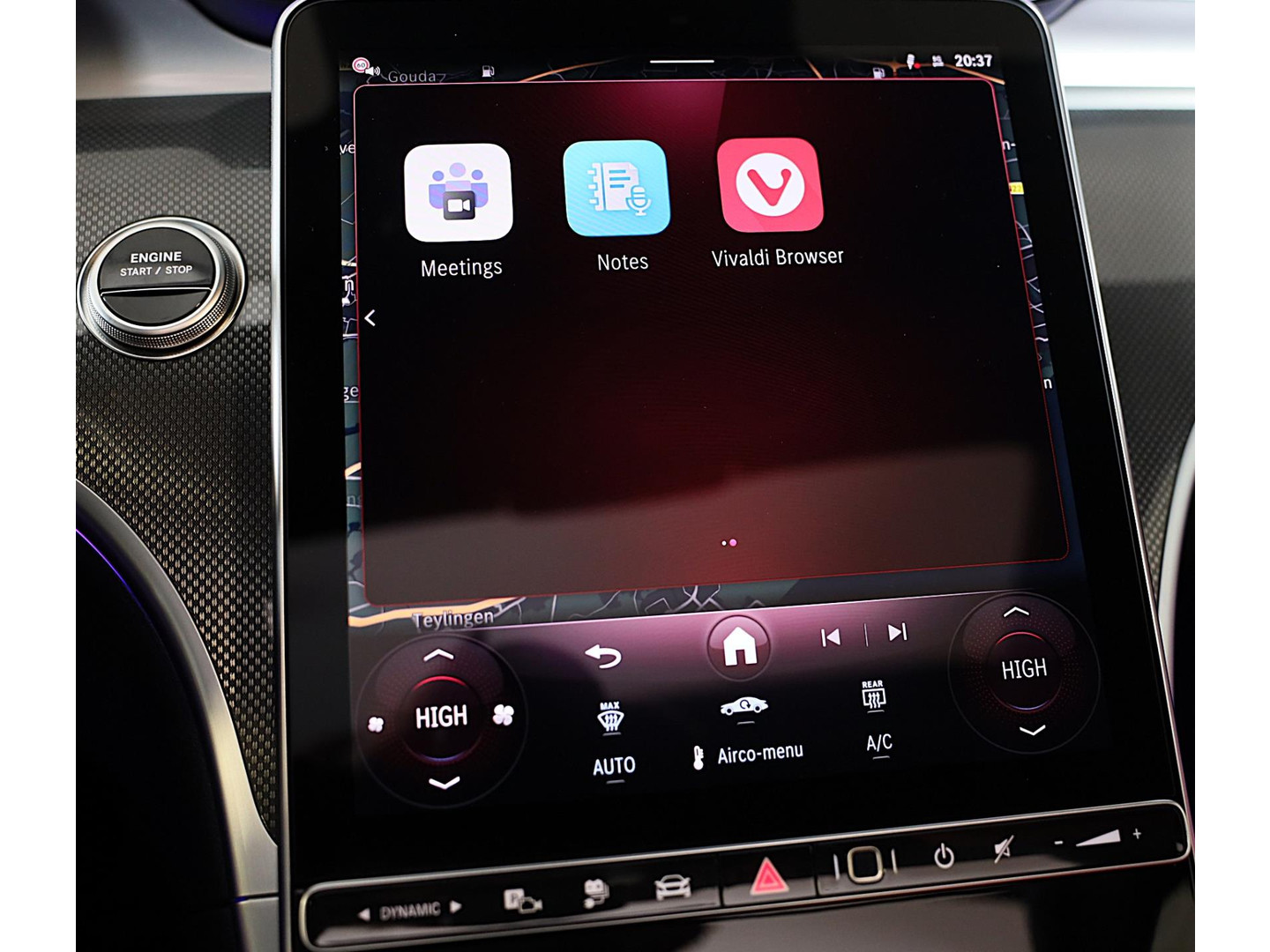 Mercedes-Benz Mercedes-Benz