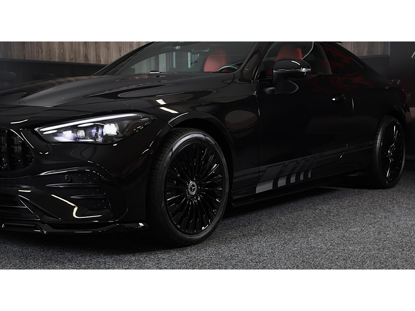 Mercedes-Benz Mercedes-Benz