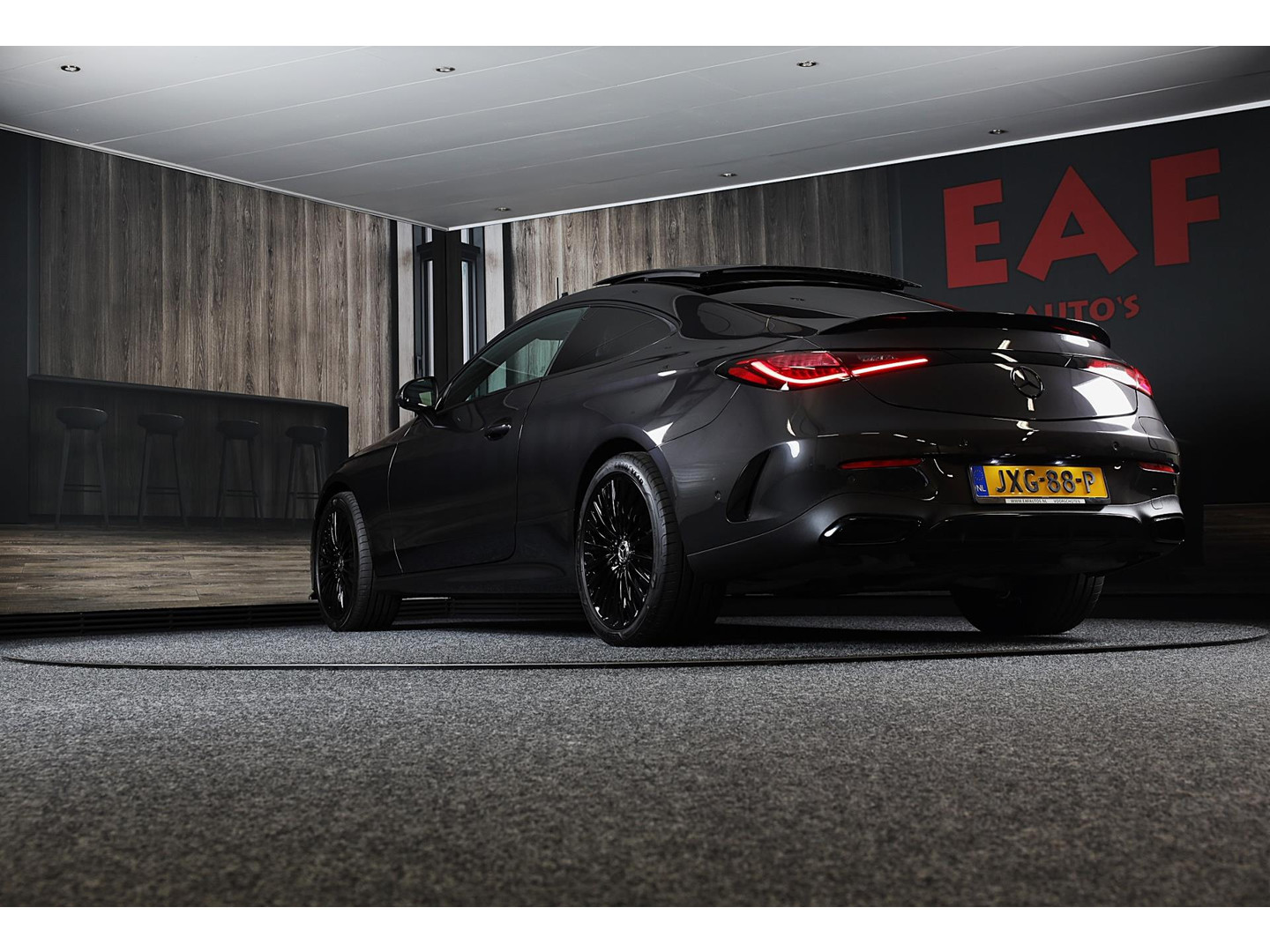 Mercedes-Benz Mercedes-Benz